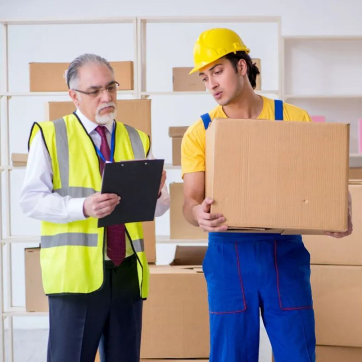 How Expert Movers Handle Your Fragile Items While Moving